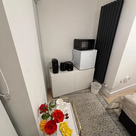 To Rent In Modern House,central Location Kwatera prywatna *