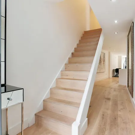 To Rent In Modern House,central Location *